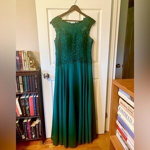 Emerald JJ’s House Gown